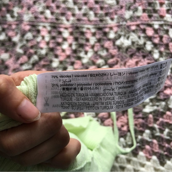 Zara Green knit Embroidered Tank - Picture 3 of 8